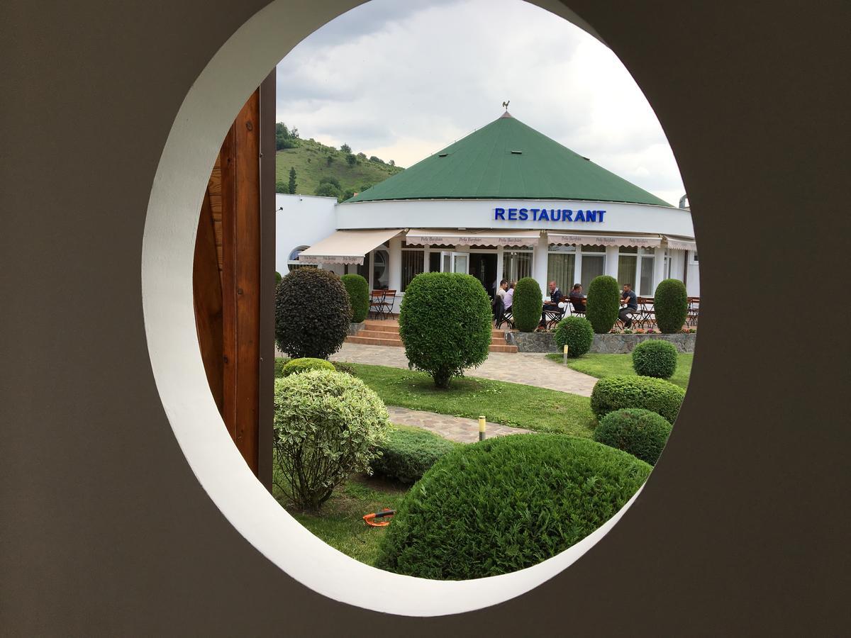 Motel Sora Szováta Kültér fotó